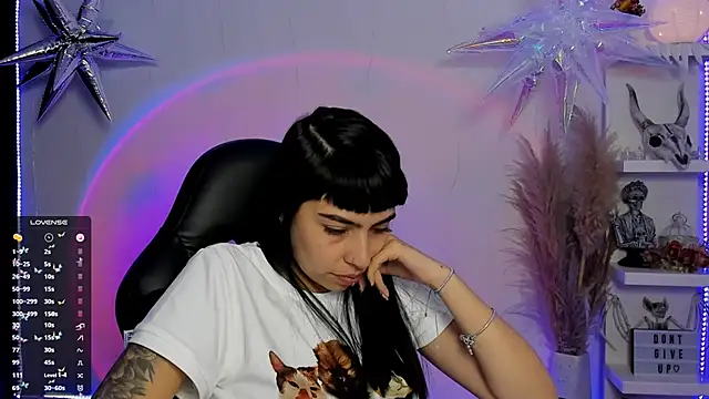 Saraa Desiree online show from March 7, 2025, 12:58 am