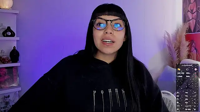 Saraa Desiree online show from September 23, 2025, 12:41 pm