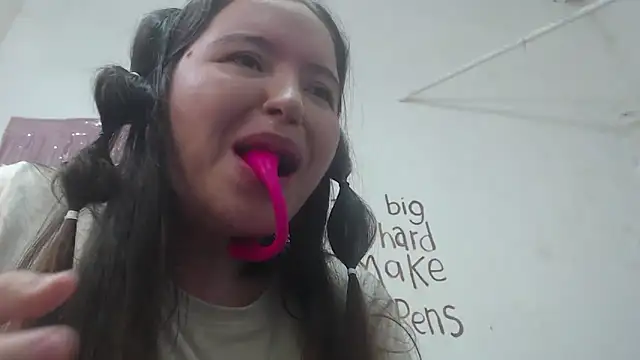 Snapshot of abbydirtys chatting on October 26, 2025, 5:30 pm abbydirtys online show from October 26, 2025, 5:30 pm