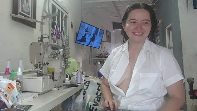 Snapshot of abbydirtys chatting on November 22, 2025, 9:03 pm abbydirtys online show from November 22, 2025, 9:03 pm