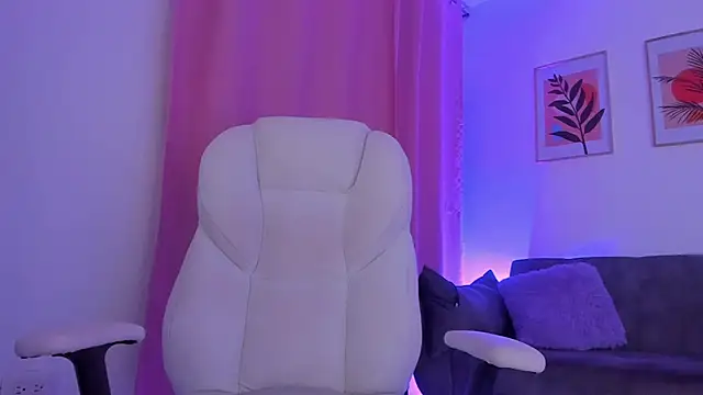 gaaby foxx online show from February 4, 2026, 1:28 pm