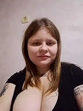 Snapshot of Alice_bright chatting on September 20, 2025, 1:01 pm Alice bright online show from September 20, 2025, 1:01 pm