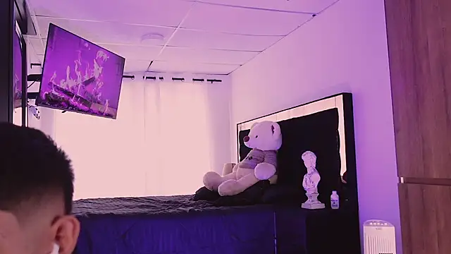 ErosKhaos online show from September 30, 2025, 8:14 pm