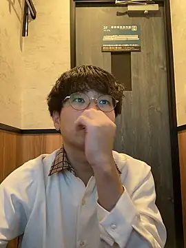 waka3232 online show from October 4, 2025, 1:47 am