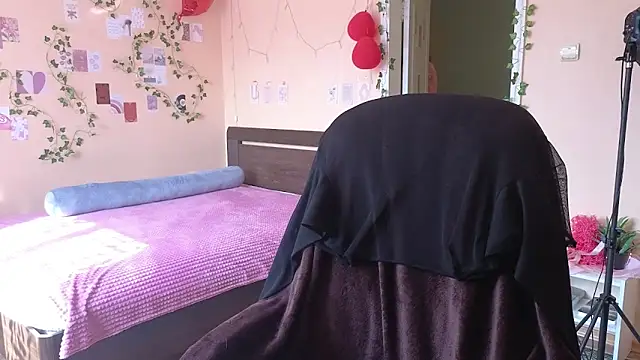 Wane Witch online show from March 29, 2026, 7:08 am