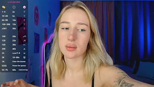 Cassie Scott online show from October 26, 2025, 10:15 pm