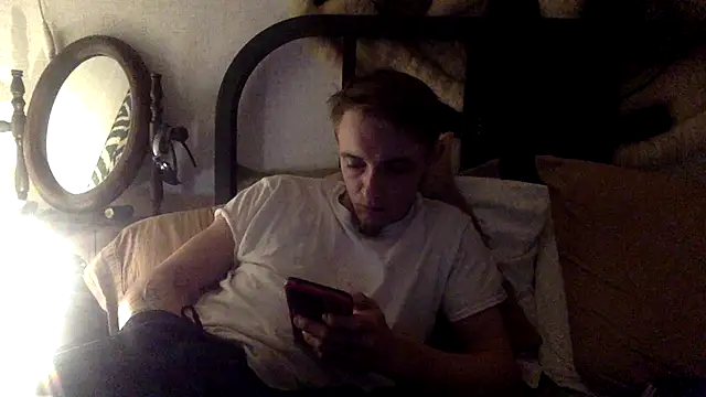 Ilovepussy1911 online show from January 11, 2026, 3:33 am