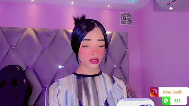 Nina Keyli online show from December 2, 2025, 7:42 pm