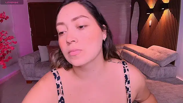 Snapshot of heidy_johns chatting on March 21, 2026, 3:22 am heidy johns online show from March 21, 2026, 3:22 am