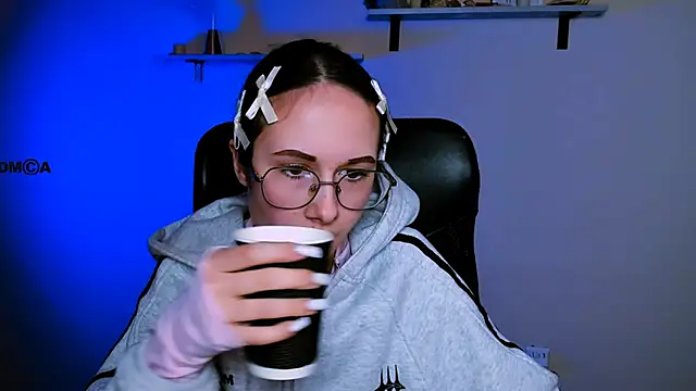 mona cloud online show from January 31, 2026, 8:29 pm