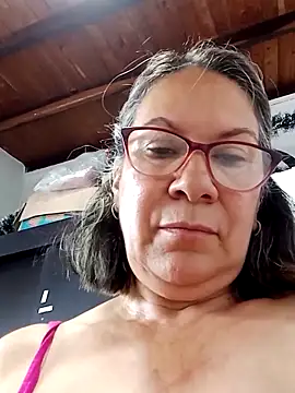 victoria wayne online show from March 9, 2025, 1:04 pm