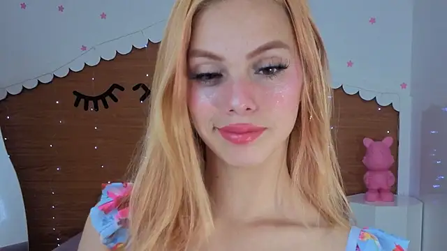 Snapshot of emma_wockll_t chatting on May 6, 2026, 1:05 pm emma wockll t online show from May 6, 2026, 1:05 pm