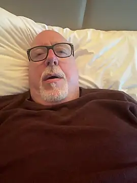 superbearboss online show from January 31, 2026, 9:35 pm