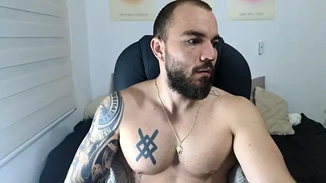 Isaac Carter online show from November 8, 2025, 10:48 am