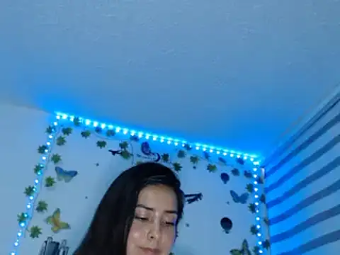 Snapshot of AlessiaFischer17 chatting on March 13, 2025, 8:11 pm AlessiaFischer17 online show from March 13, 2025, 8:11 pm