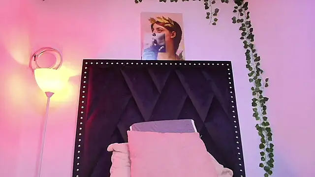 AvaX 777 online show from September 10, 2025, 4:23 am