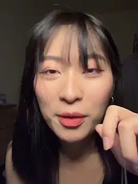 214Jun online show from December 4, 2025, 5:21 pm