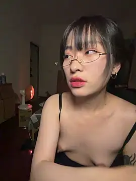 214Jun online show from March 8, 2026, 4:33 pm