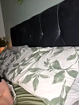 Snapshot of Saucy-Serenity chatting on March 17, 2025, 10:28 pm Saucy-Serenity online show from March 17, 2025, 10:28 pm