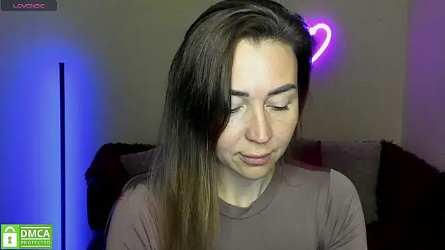 Kiss julli88I online show from March 12, 2025, 6:22 pm