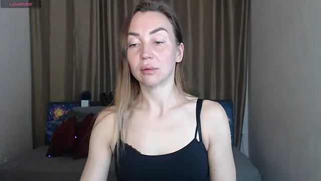 Kiss julli88I online show from March 17, 2025, 5:01 am