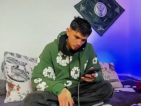 Snapshot of samevansx_ chatting on February 3, 2026, 4:01 pm samevansx online show from February 3, 2026, 4:01 pm