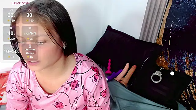 Snapshot of vella_sex chatting on March 14, 2025, 8:38 pm vella sex online show from March 14, 2025, 8:38 pm