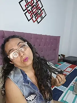 AlessandraLeroy online show from January 15, 2026, 1:21 am