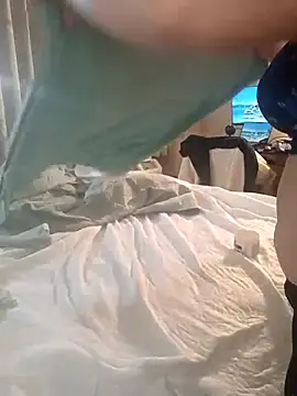 KITTYBOOBOOFUXX online show from November 24, 2025, 9:58 pm