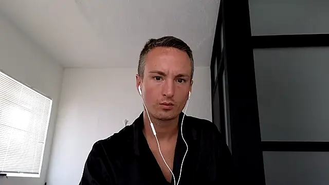 TheDaddy005 online show from March 28, 2026, 5:12 pm