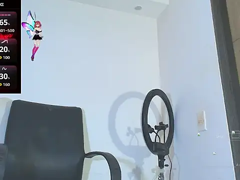 Snapshot of Keeitlin chatting on October 29, 2025, 11:06 pm Keeitlin online show from October 29, 2025, 11:06 pm