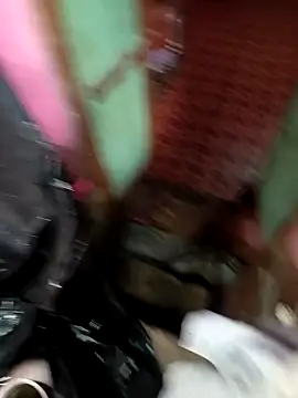 Snapshot of himvilohi08 chatting on September 20, 2025, 3:40 am himvilohi08 online show from September 20, 2025, 3:40 am