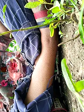 Snapshot of himvilohi08 chatting on September 24, 2025, 4:49 am himvilohi08 online show from September 24, 2025, 4:49 am