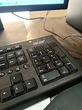 Snapshot of himvilohi08 chatting on October 15, 2025, 8:03 am himvilohi08 online show from October 15, 2025, 8:03 am