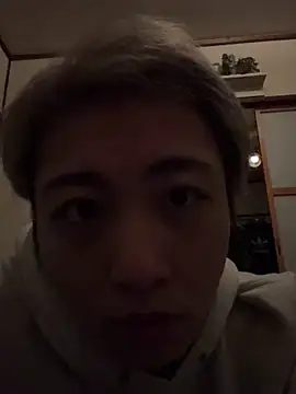 Snapshot of ryokunero chatting on March 8, 2025, 8:46 pm ryokunero online show from March 8, 2025, 8:46 pm