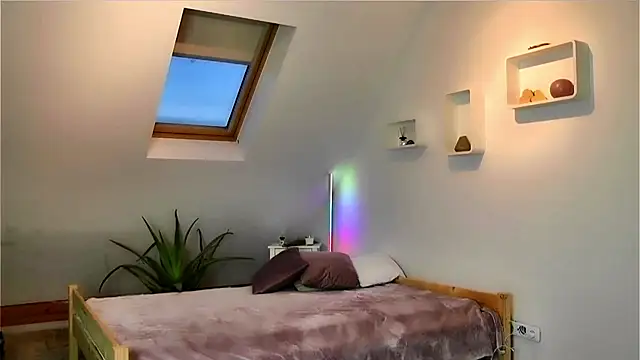 Snapshot of DettyBlondieX chatting on March 14, 2025, 4:54 am DettyBlondieX online show from March 14, 2025, 4:54 am