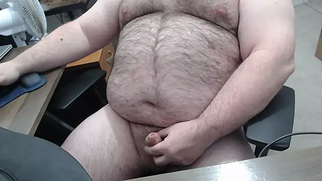 SmallBearUK online show from February 5, 2026, 2:00 pm