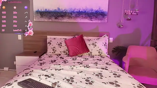 Snapshot of _SamantaGomez chatting on March 13, 2025, 11:41 am SamantaGomez online show from March 13, 2025, 11:41 am