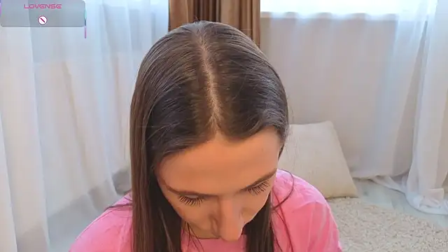 Snapshot of Kira_mindnes chatting on February 8, 2026, 6:06 am Kira mindnes online show from February 8, 2026, 6:06 am