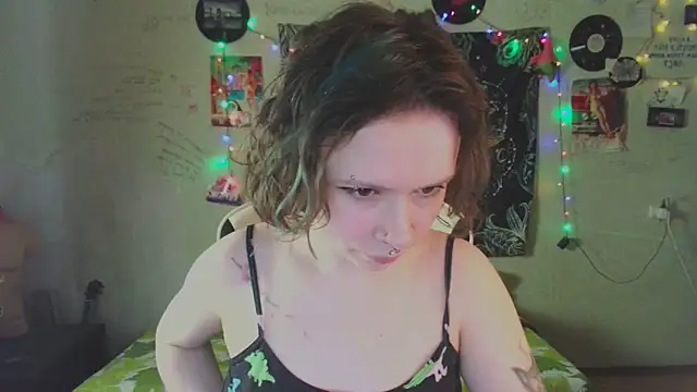 Lil foxxx online show from December 5, 2025, 7:50 am