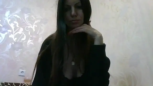 AliseWats online show from October 21, 2025, 5:13 pm