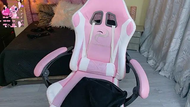 sweet  thang online show from November 6, 2025, 5:08 am