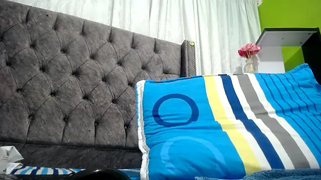 ANA-BULLOCK- online show from October 1, 2025, 12:11 pm