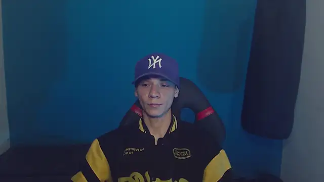 Burperking420  online show from March 20, 2025, 6:20 pm