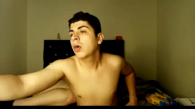 Kymberlyandlucas2 online show from November 8, 2025, 3:29 am