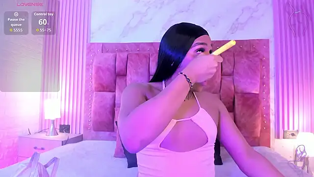 Snapshot of goldilockss15 chatting on September 24, 2025, 2:59 am goldilockss15 online show from September 24, 2025, 2:59 am