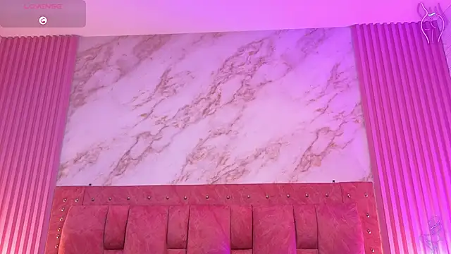 Snapshot of goldilockss15 chatting on February 5, 2026, 3:22 am goldilockss15 online show from February 5, 2026, 3:22 am