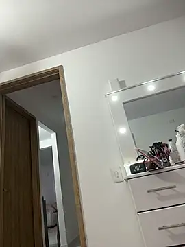 Snapshot of AlesiaCooper chatting on February 19, 2026, 11:56 pm AlesiaCooper online show from February 19, 2026, 11:56 pm