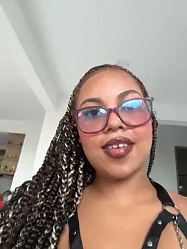 Snapshot of AlesiaCooper chatting on March 1, 2026, 10:01 pm AlesiaCooper online show from March 1, 2026, 10:01 pm