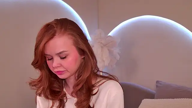 MiraBliss online show from March 8, 2026, 5:17 pm